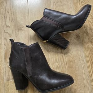 NEW🆕️ MICHAEL Michael Kors "BRANDY BOOTIE" in Dark Chocolate Brown Leather